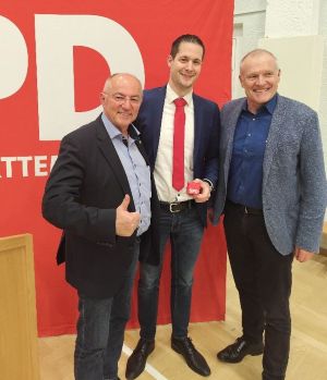 v. l.: Josip Juratovic, MdB, Jens Schäfer, Rainer Hinderer, Landesgeschäftsstellen-Leiter Stuttgart
